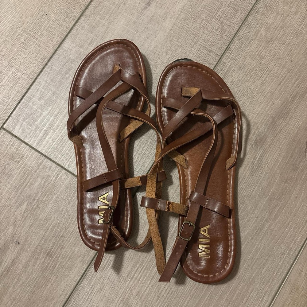 MIA Women's Tan Strappy Sandals